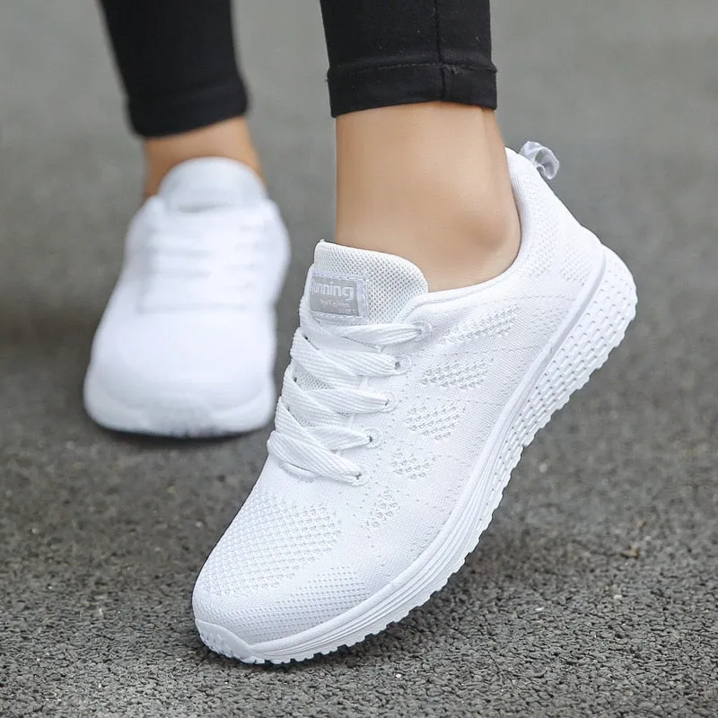 ELI™ ERGONOMIC AND LIGHT CASUAL SNEAKERS
